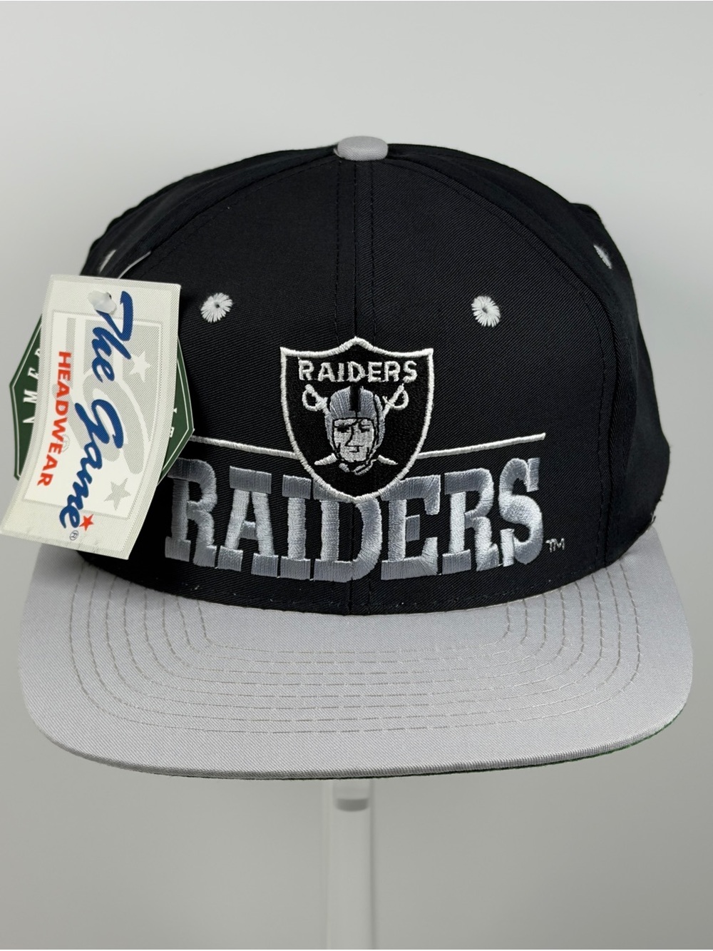 NWT Vintage 90s Oakland Raiders Snapback Hat The Game Two Tone Cap Green Brim